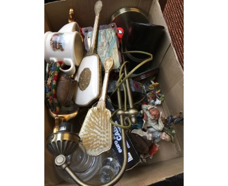 BOX INC. BRUSH & MIRROR SET, ORNAMENTS, TABLE LAMP ETC.