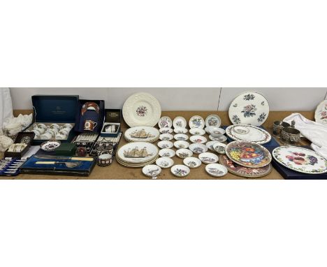 Cased electroplated cake forks and cased tea spoons together with Royal Worcester mugs, Royal Worcester pin trays, serving pl