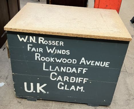 A pine twin handled trunk with replacement lid 