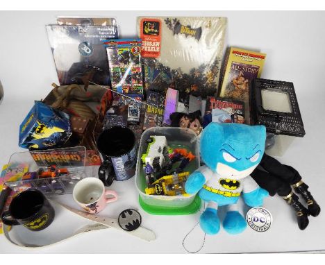 Lego - Starline - Jigstars - An ottoman full of toys and books including some unboxed Lego Batman related items, a vintage 19