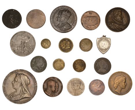 Victoria, Diamond Jubilee, 1897, silver medals by G.W. de Saulles (2), 55mm, 26mm, 81.47g, 9.65g (W & E 3000A.1, A.4; BHM 350