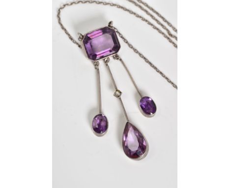 AN AMETHYST SET PENDANT NECKLACE, pendant designed with a cushion cut amethyst which suspends three plain polished bars with 