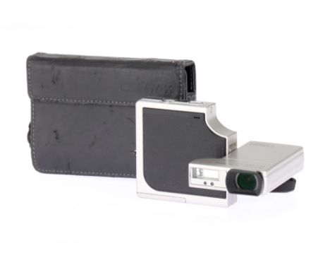 A Contax SL 300 R T* Digital Compact Camera, silver, serial no. DR020488, body G-VG, some wear to corners, appears to be work