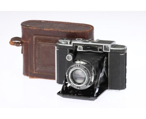 A Zeiss Ikon Super Ikonta 530/16 Rangefinder Folding Camera type 530/16, 6 x 6cm format, 1935-37, with a Carl Zeiss Jena Tess