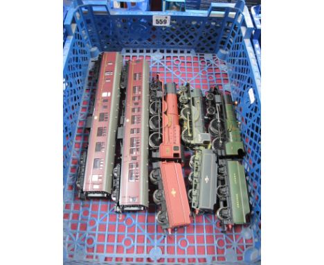 Three Hornby "OO" Gauge Locomotives and Tenders: Castle Class 4-6-0 Harry Potter 'Hogwarts Castle', R/No 5972 in red, two 'Ha