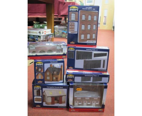 Seven Bachmann Scenecraft Boxed Trackside 'OO' Gauge/4mm Buildings, Ref No 44-0022 goods shed; 44-0030 farmhouse, 44.123 stea