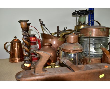 A GROUP OF NAUTICAL LANTERNS, COPPER AND BRASSWARE, comprising a large brass car horn (working), miniature copper and brass c