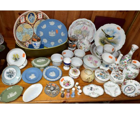 A GROUP OF CERAMICS AND METALWARES, approximately forty pieces to include an Edwardian Royal Worcester blush ivory bulbous va