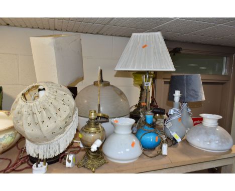 A GROUP OF VINTAGE AND MODERN TABLE LAMPS, nine table lamps including a painted wooden lamp, a brass and marble lamp height 2