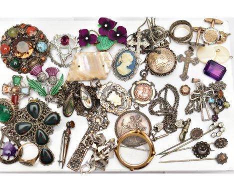 A SELECTION OF SILVER AND WHITE METAL ITEMS OF JEWELLERY, to include an Edwardian silver Celtic cross pendant hallmarked Edin