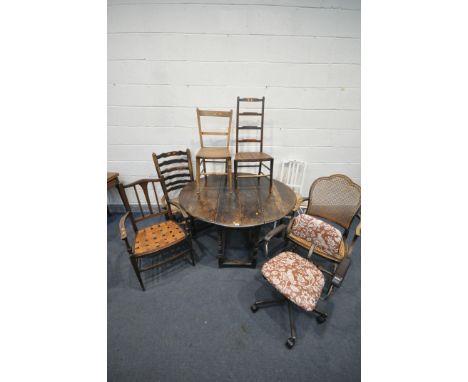 A GEORGIAN OAK GATE LEG TABLE, open width 130cm x closed width 46cm x depth 120cm x height 72cm (condition - ideal for restor