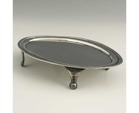 Inverness.An early nineteenth-century Scottish provincial silver teapot stand, of navette form with stepped reeded border, at