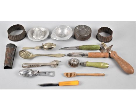 A Collection of Vintage Kitchenalia 