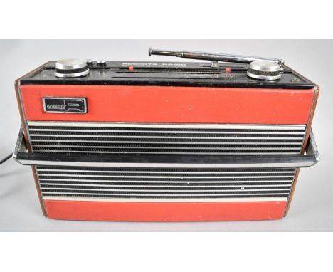 A Vintage Roberts Radio, Model R800 