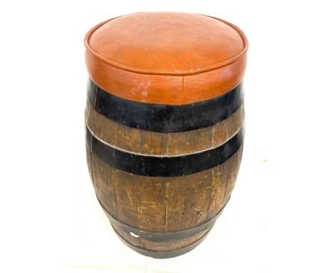 Vintage barrel seat, approximate height: 18 inches, Seat diameter 10 inches 