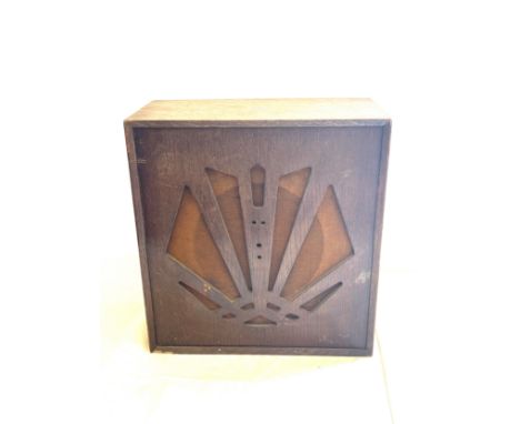 Antique E. Marconi wooden speaker, approximate measurement: Height 14 inches, Width 13 inches by Depth 6.5 inches 