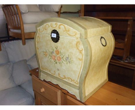 PAINTED DOME TOP TRUNK