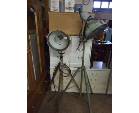 PAIR RETRO TRIPOD LIGHTS