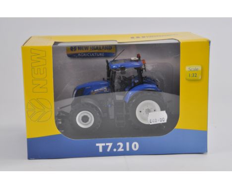 Universal Hobbies 1/32 New Holland T7.210 Tractor. M in E Box.