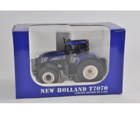 ROS 1/32 New Holland T7070 Tractor Blue Power. Special Edition. M in E Box.