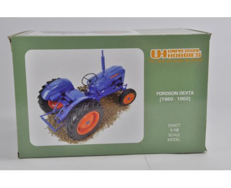 Universal Hobbies 1/16 Fordson Dexta Tractor. M in VG Box
