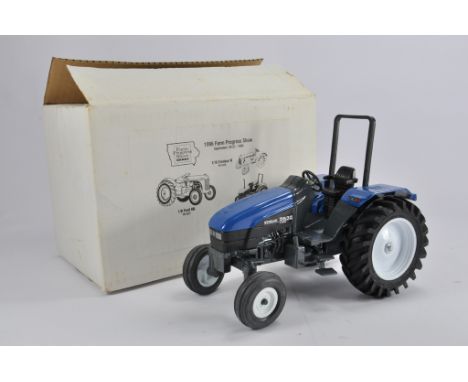 Scale Models 1/8 New Holland Ford 5635 Tractor. NM to M in VG Box.