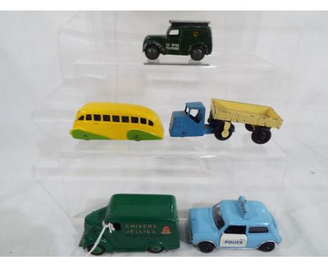 Dinky Toys - Lot to include 5 unboxed Dinky Toys comprising # 33W Mechanical Horse and Trailer with blue cab and cream traile