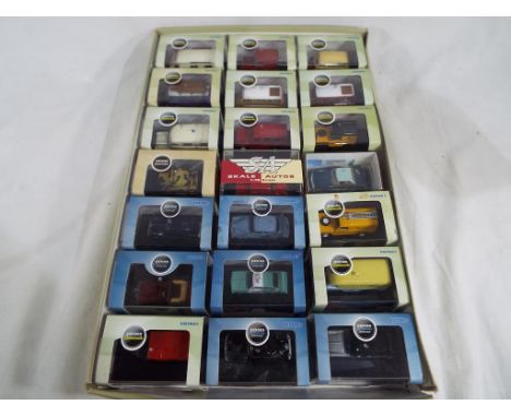 Oxford Diecast - a collection of Oxford Diecast model motor vehicles to include 12 Commercial, 6 Automobile Company, Military