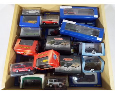 Diecast -  a collection of 30 diecast model motor vehicles to include the Oxford Automobile Company, Oxford Commercials, Corg