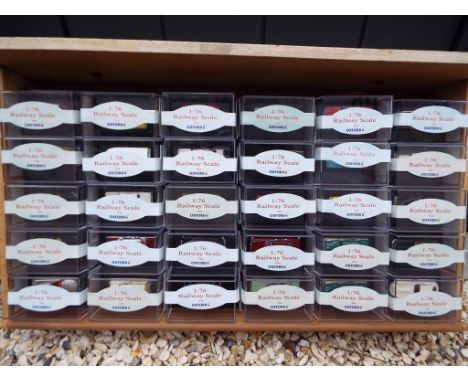 Oxford Automobile Company - 30 diecast 1:76 Railway Scale model motor vehicles, mint in original plastic cases with card slee