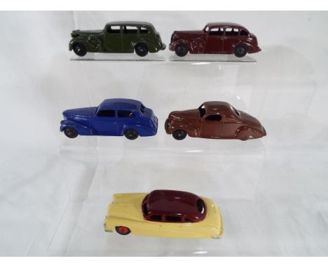 Dinky Toys - Lot to include 5 unboxed diecast Dinky model motor vehicles comprising, # 39C Lincoln Zephyr in brown, # 39B Old