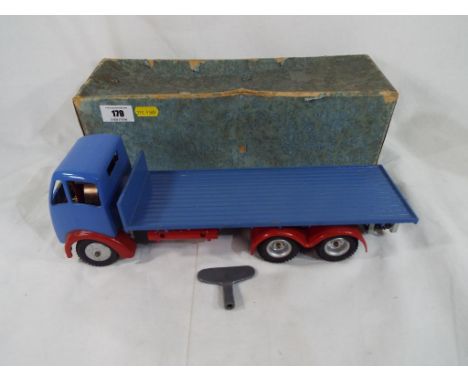 Shackleton Models - a SHackleton Models Foden flat bed lorry with blue cab and flat bed, red chassis, model appears excellent