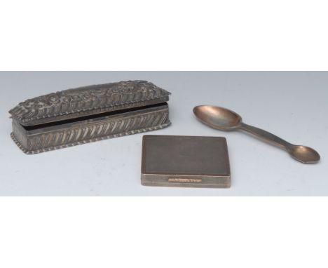 A silver rectangular box and cover, embossed with scrolls and flowerheads, crimped rim, 13.5cm wide, Horton & Allday, Birming