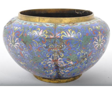 A 19th Century Chinese&nbsp;/ Oriental cloisonne planter jardiniere bowl. Brass metal body with intricate inlaid cloisonne en