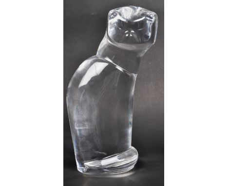 Olle Alberius for Orrefors - A vintage 20th century circa 1980s clear glass Swedish sculpture of a cat by Olle Alberius for O
