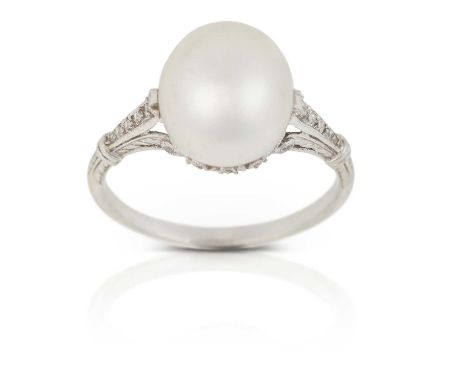 the pearl in a white claw setting, to eight-cut diamond set shoulders and gallery, to a plain polished shank, total estimated