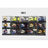 15 Onyx Helmmodelle, dabei HF024 Pierluigi Martini, HF019 Christian Fittipaldi, HF 016 ...