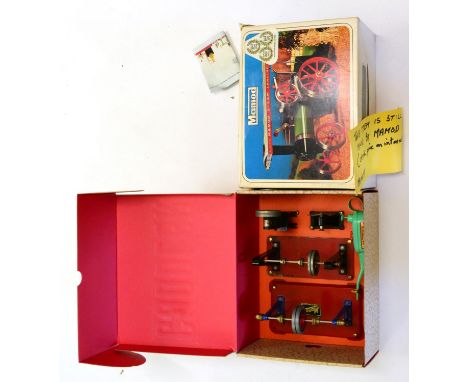 Mamod Live Steam TE1A Traction Engine (E box G) together with four accessories and an oil can (6)