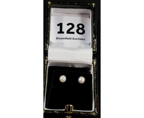 9CT GOLD CULTURED PEARL EARRINGS