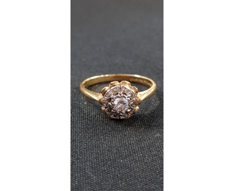 ANTIQUE 18CT GOLD AND DIAMOND RING