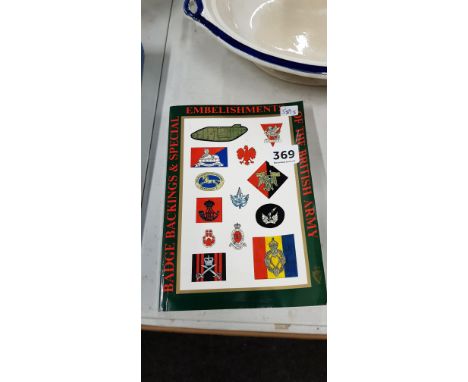 BOOK - BRITISH ARMY BADGES
