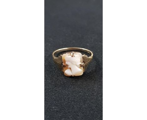 ANTIQUE 9CT GOLD CAMEO RING