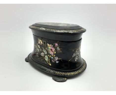 Victorian papier mache two division tea caddy, with mother of pearl decoration, H13.5cm Condition Report & Further Details Cl