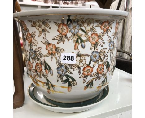 FLORAL JARDININERE ON SAUCER, GILDED LEAF BAROMETER AND A TABLETOP SPINNING BOBBIN WHEEL