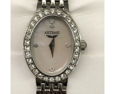 BOXED ARTEMIS WATCH COMPANY LADIES WRIST WATCH WITH MOTHER OF PEARL DIAL AND CZ BEZEL