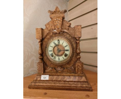 Victorian insomnia New York oak mantle clock with pendulum. 