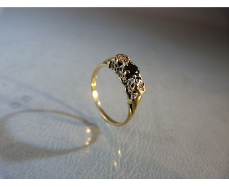 9ct Diamond and Sapphire ladies ring (size K)