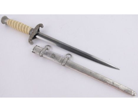 A Second World War German Third Reich Army dagger,blade length 25cm, overall length 39cm.