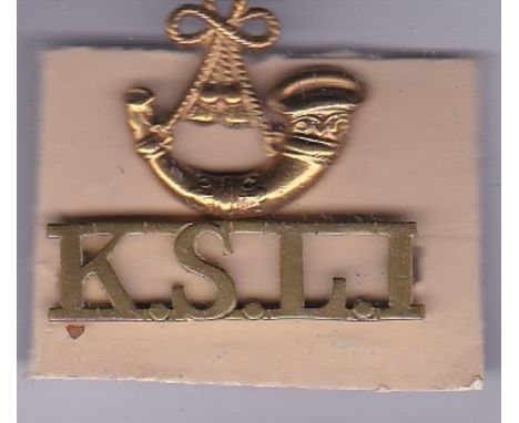 British WWI King's Somerset Light Infantry brass shoulder title and bugle device. Nice pair