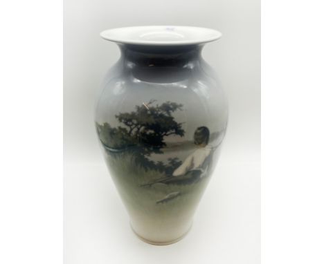 ROYAL COPENHAGEN VASE - DATE 1927 - SIGNED&nbsp;R.BOCHEN